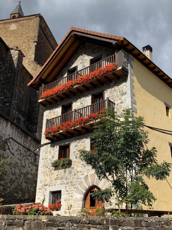 Casa Rural Elurkoia Isaba Luaran gambar